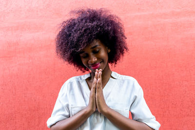 Portrait of smiling young woman