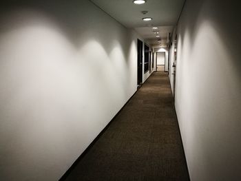 Illuminated corridor