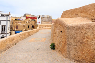 View of fort against wall