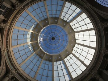 Dome op passage in the hague