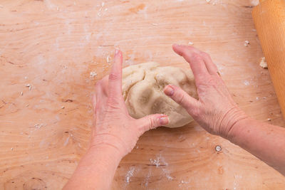 Close-up of woman hand