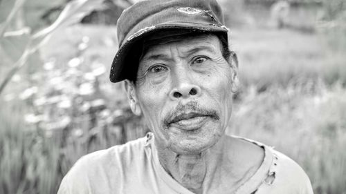 Portrait of man wearing sunglasses outdoors