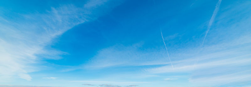 Low angle view of vapor trail in sky