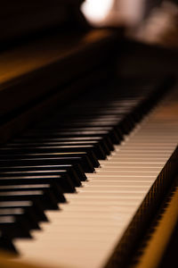 Pianokeys in a warm light