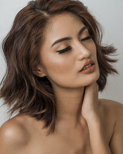 Portrait of a beautiful young woman