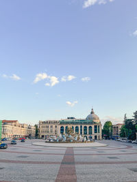 Buildings in city