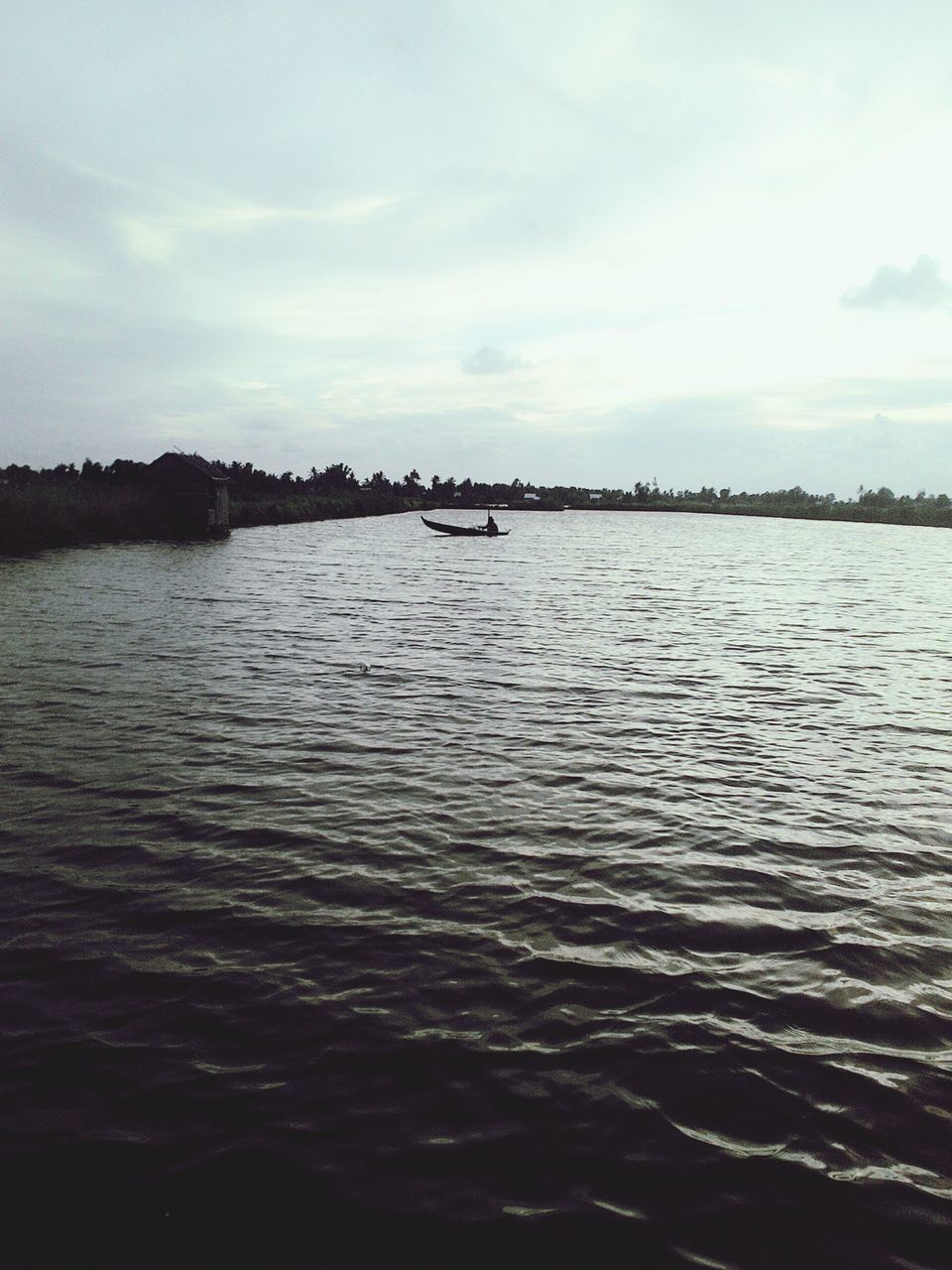 water, sky, tranquil scene, waterfront, tranquility, rippled, scenics, sea, beauty in nature, cloud - sky, nature, cloud, idyllic, river, reflection, lake, sunset, no people, outdoors, calm