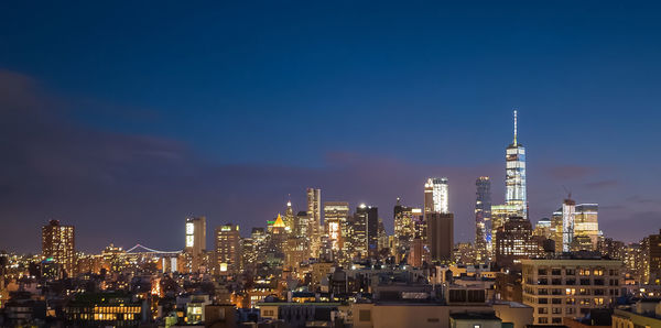 New york city panorama skyline at sunrise. manhattan office buildings