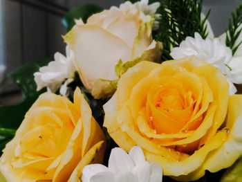 Close-up of yellow rose bouquet