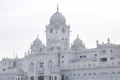 Buildings in city