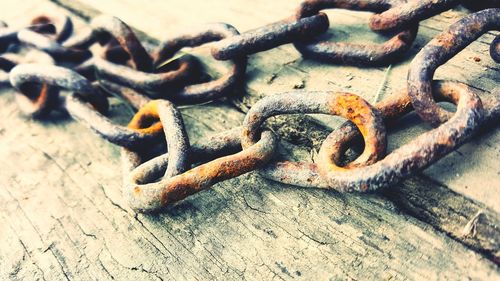 Close-up of rusty chain