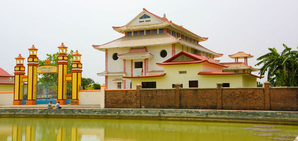 View of temple building against sky