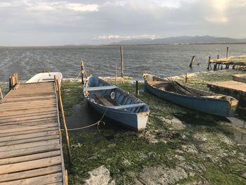 Boats on laguna