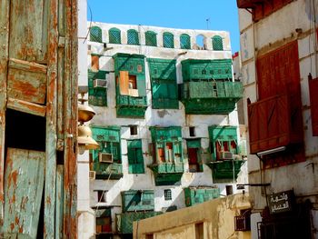 Abandoned buildings in saudi arabia