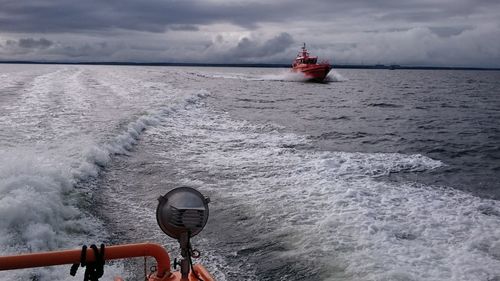 Wake formation in sea by moving boat