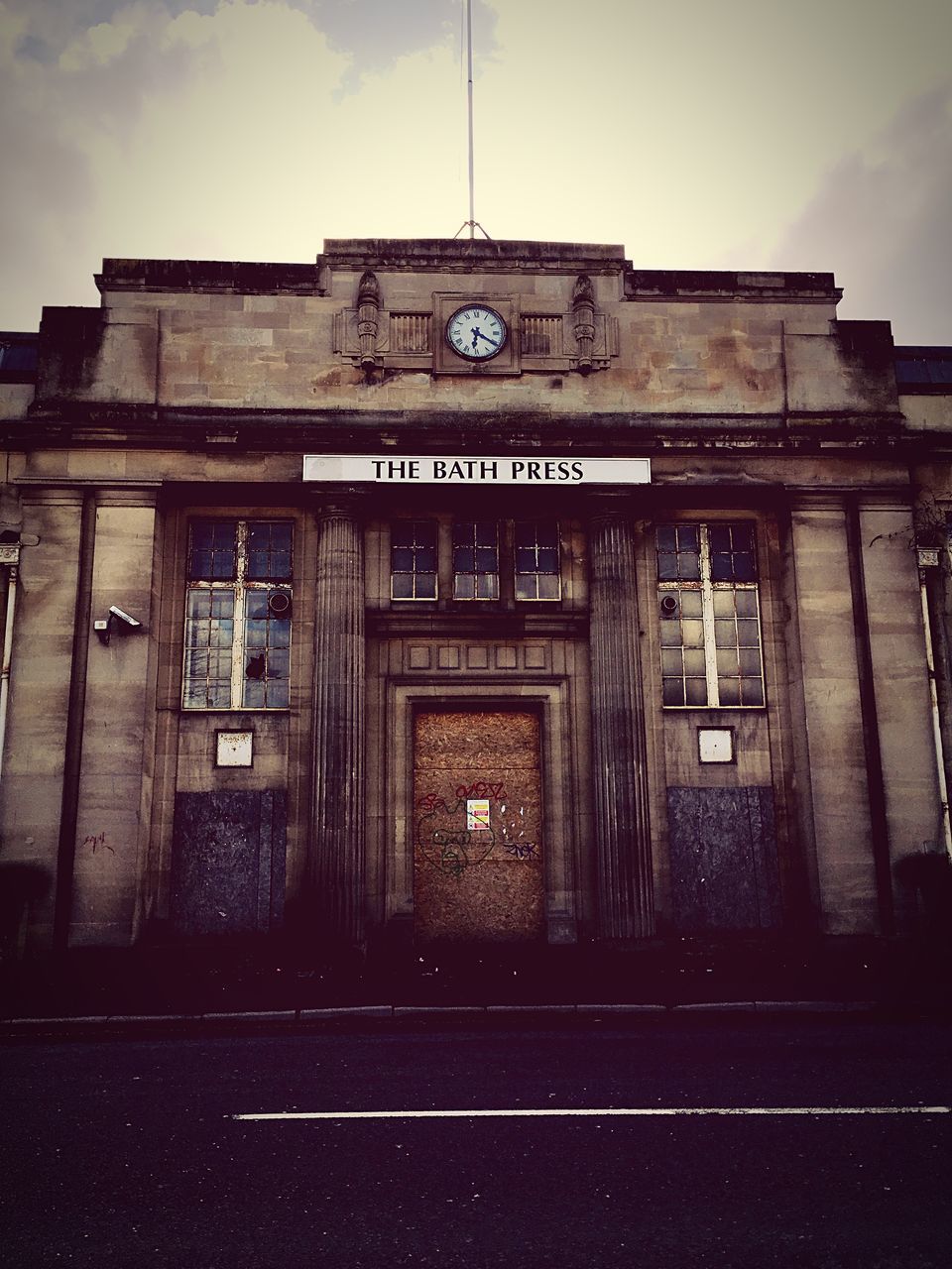 ENTRANCE OF BUILDING