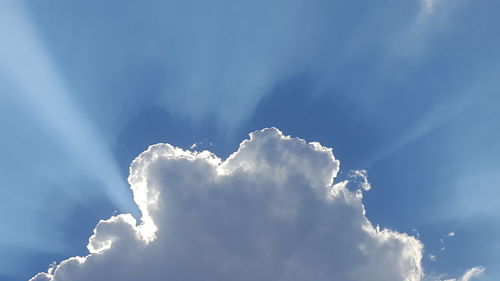 Low angle view of cloudy sky