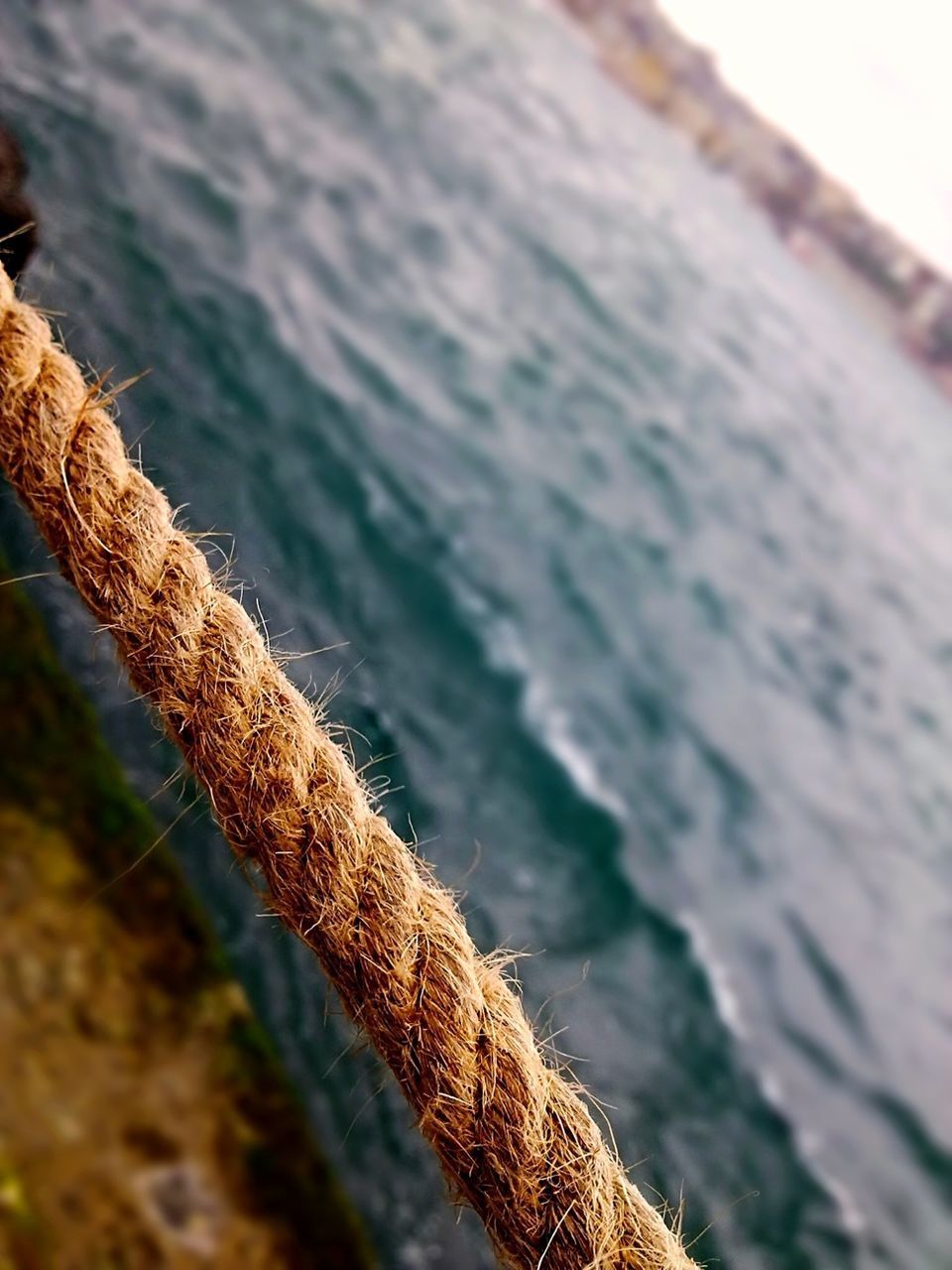 water, close-up, wood - material, focus on foreground, sea, nature, textured, day, tranquility, outdoors, no people, metal, selective focus, rippled, lake, rusty, wooden, wood, river, beauty in nature