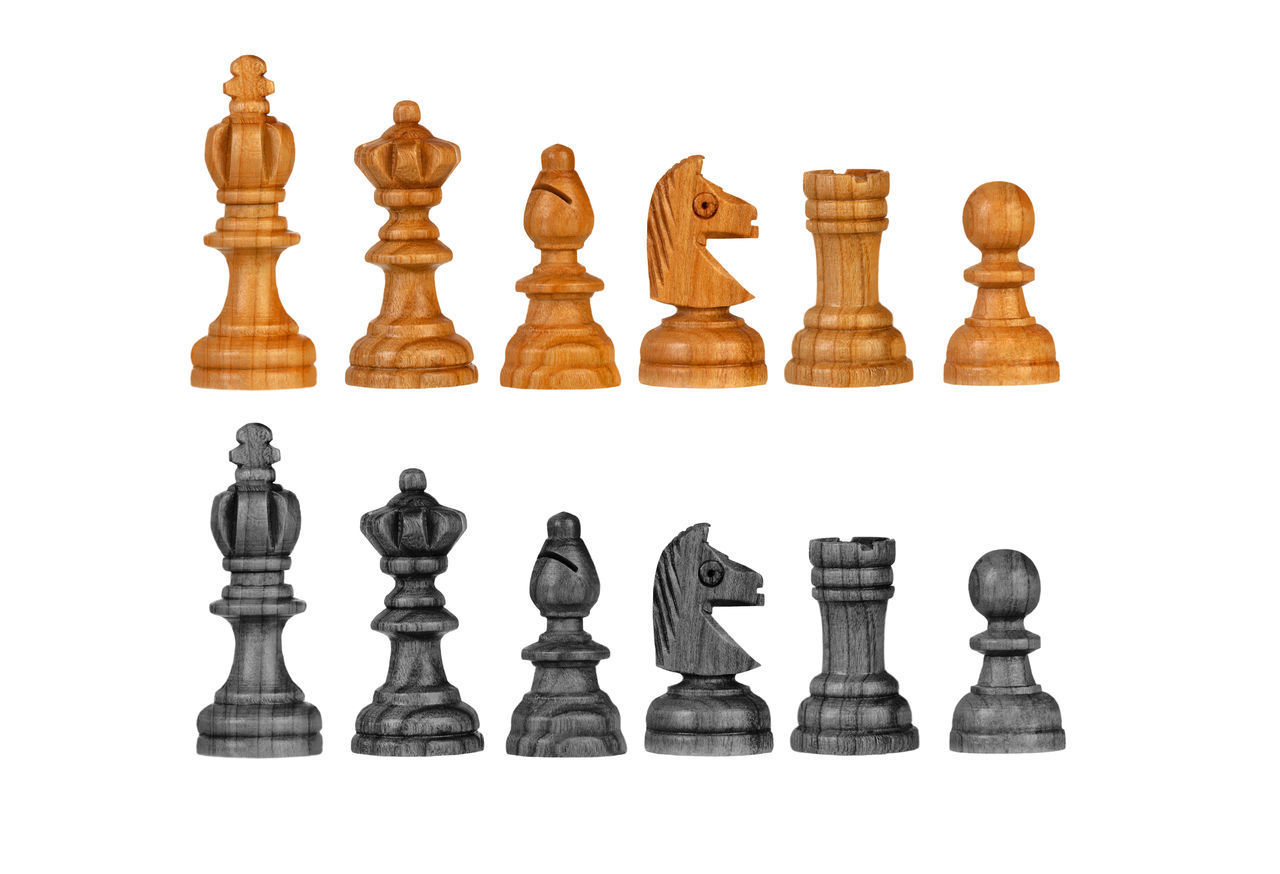 FULL FRAME SHOT OF CHESS PIECES