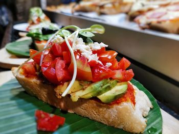 Close-up of fresh salad in plate on table