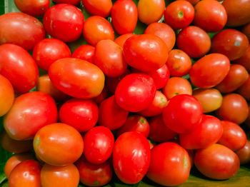 Full frame shot of tomatoes in market