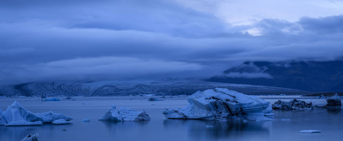 Ice floe in glacier lake, jökulsarlon, iceland