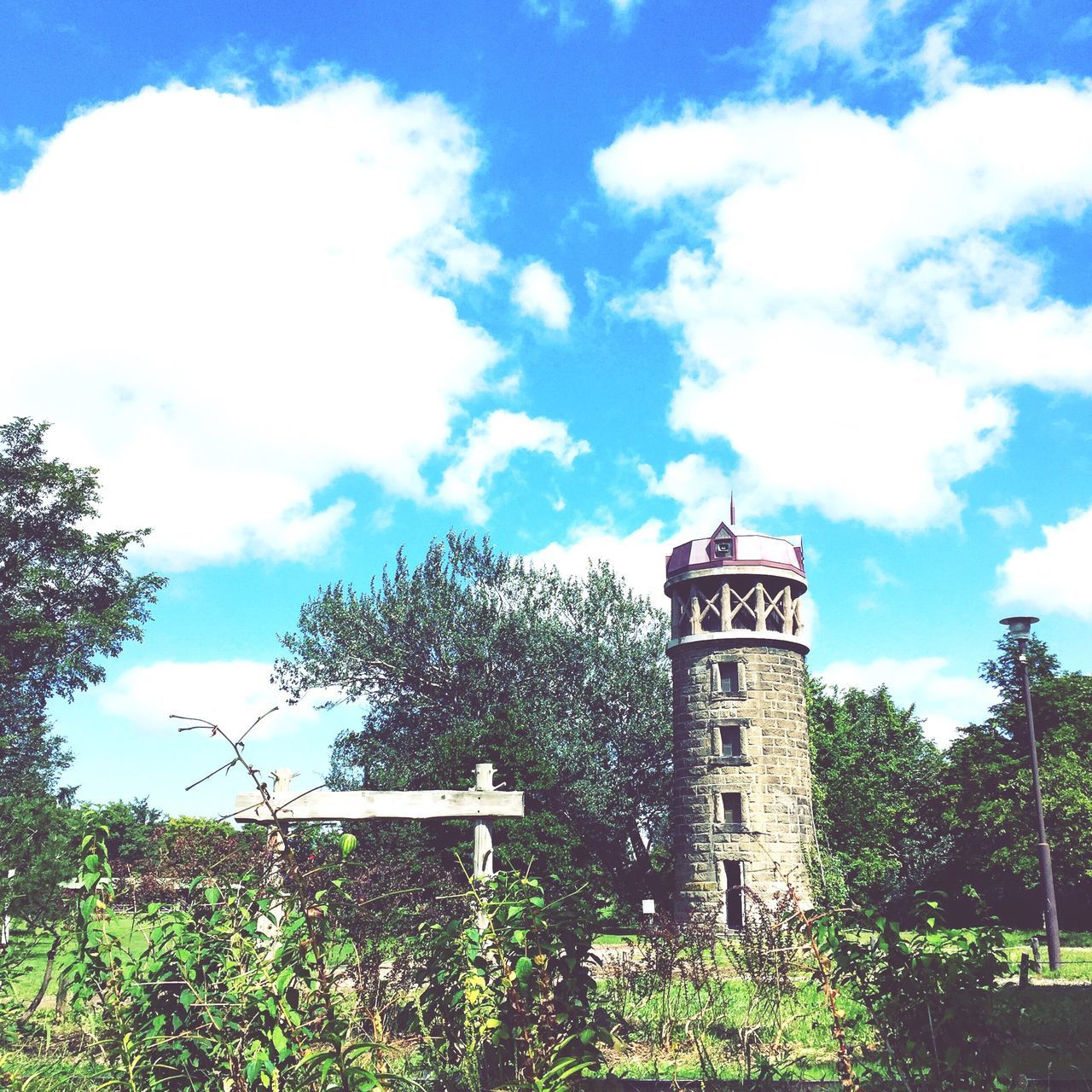 LOW ANGLE VIEW OF TOWER AGAINST SKY