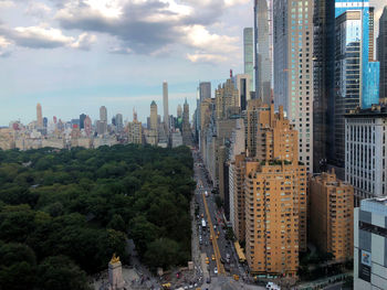 Views of the new york city skyline