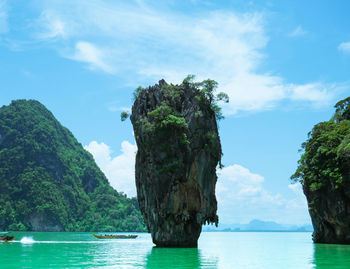 Scenic view of bay against sky