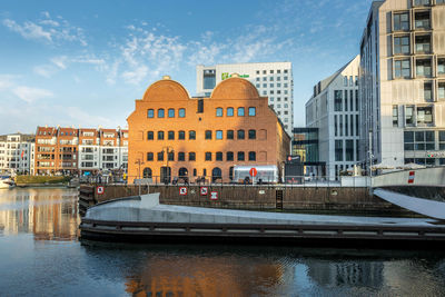 Buildings in city
