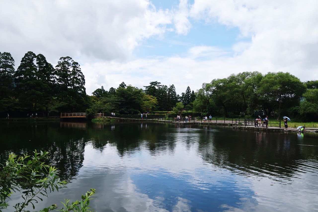 water, reflection, sky, tree, nature, river, outdoors, cloud - sky, large group of people, waterfront, day, scenics, tranquility, beauty in nature, real people, people