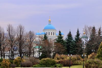 View of temple building against sky
