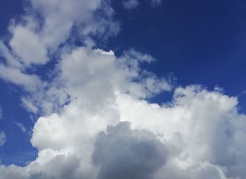 Low angle view of clouds in sky