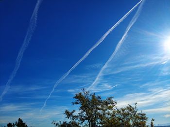 Low angle view of vapor trail in sky