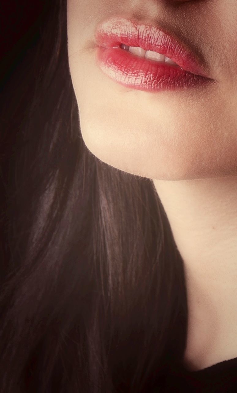 young adult, young women, lifestyles, headshot, close-up, person, indoors, front view, long hair, lipstick, beauty, human face, portrait, looking at camera, leisure activity, studio shot