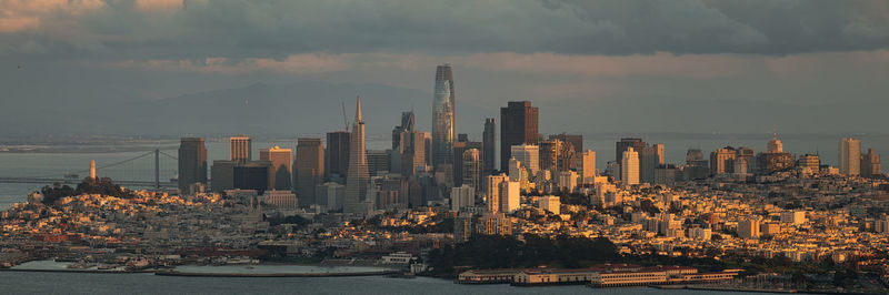 Panoramic view of city against sky