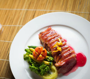 Close-up of sushi in plate on table