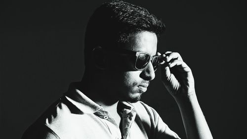 Young man wearing sunglasses 