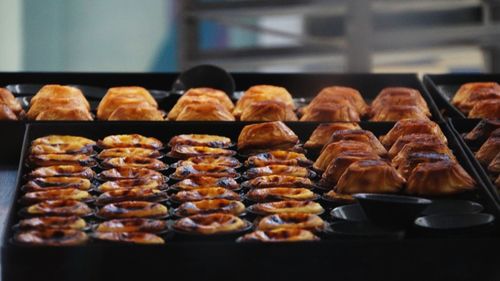 Pastel de nata in baking sheet