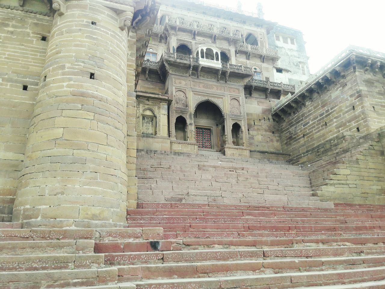 LOW ANGLE VIEW OF STEPS