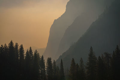 Silhouette layers of mountains at yosemite. smoky sky during wildfires.