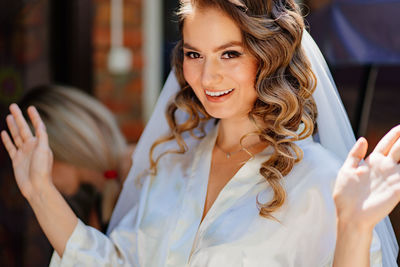 Portrait of a smiling young woman