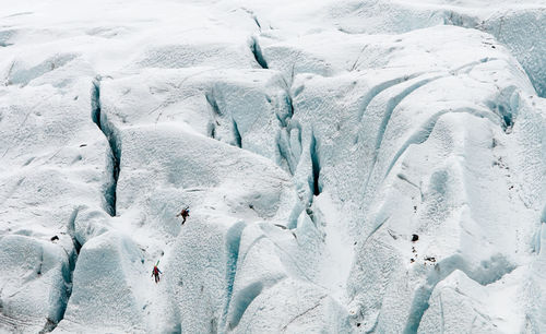 Unrecognised people hiking the vantajokull glacier skaftafell national park. iceland europe