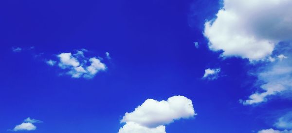 Low angle view of clouds in blue sky