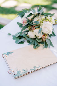 Close-up of rose bouquet