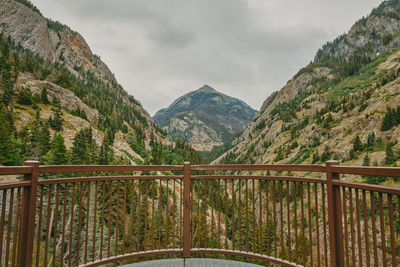 Mountain lookout near ouray, colorado during summer roadtrip.
