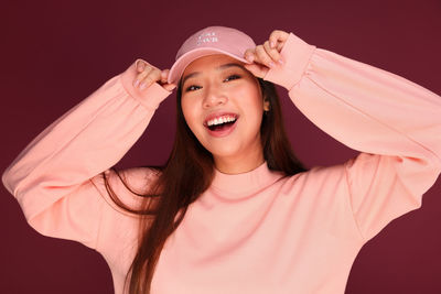 Portrait of a smiling young woman