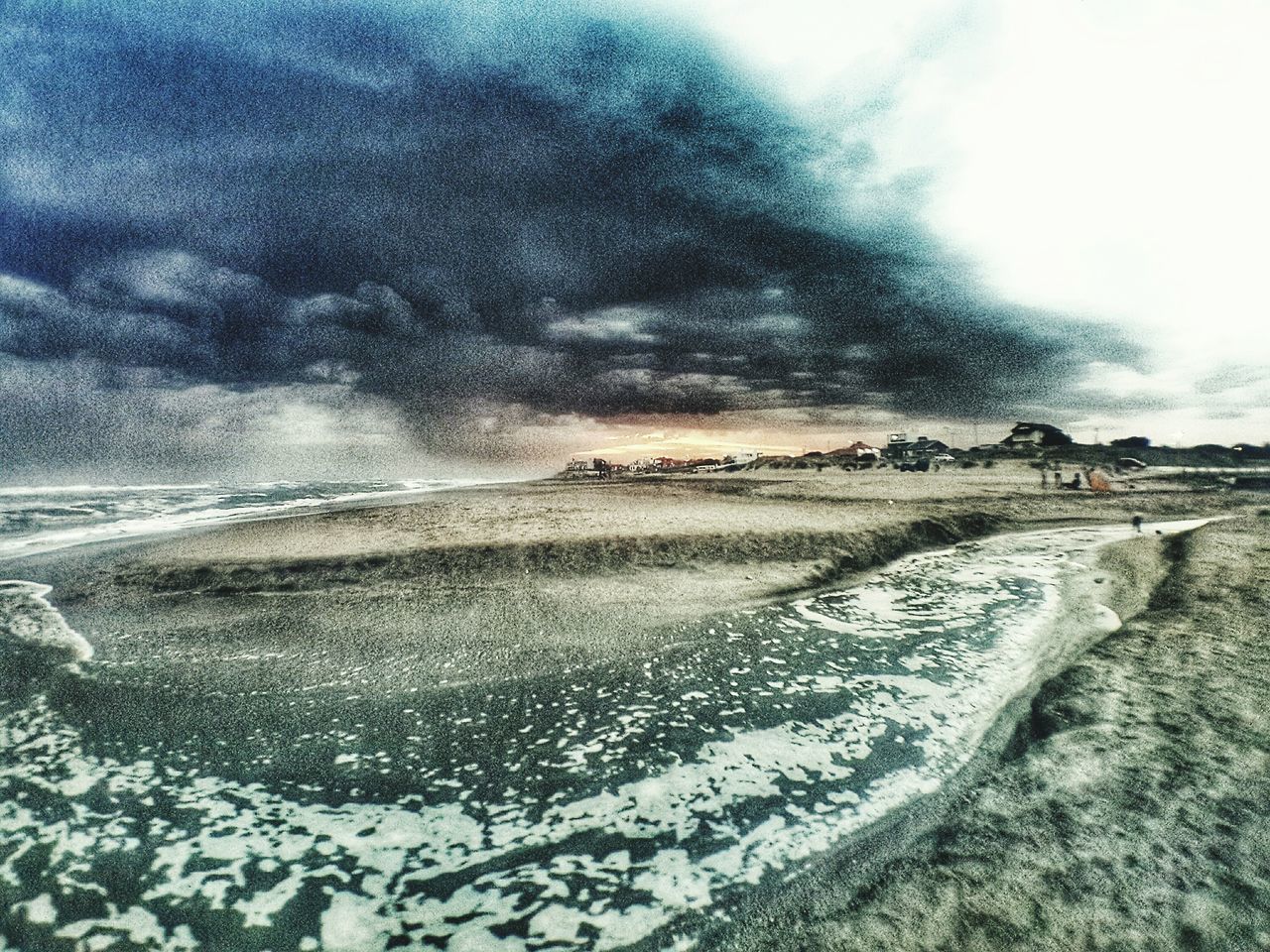 sky, beach, water, sea, tranquil scene, tranquility, scenics, cloud - sky, shore, beauty in nature, sand, cloudy, nature, horizon over water, weather, overcast, idyllic, cloud, coastline, outdoors