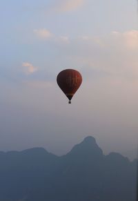 hot air balloon