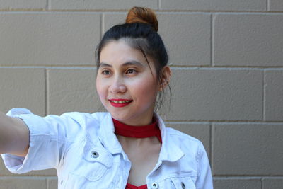 Portrait of beautiful young woman